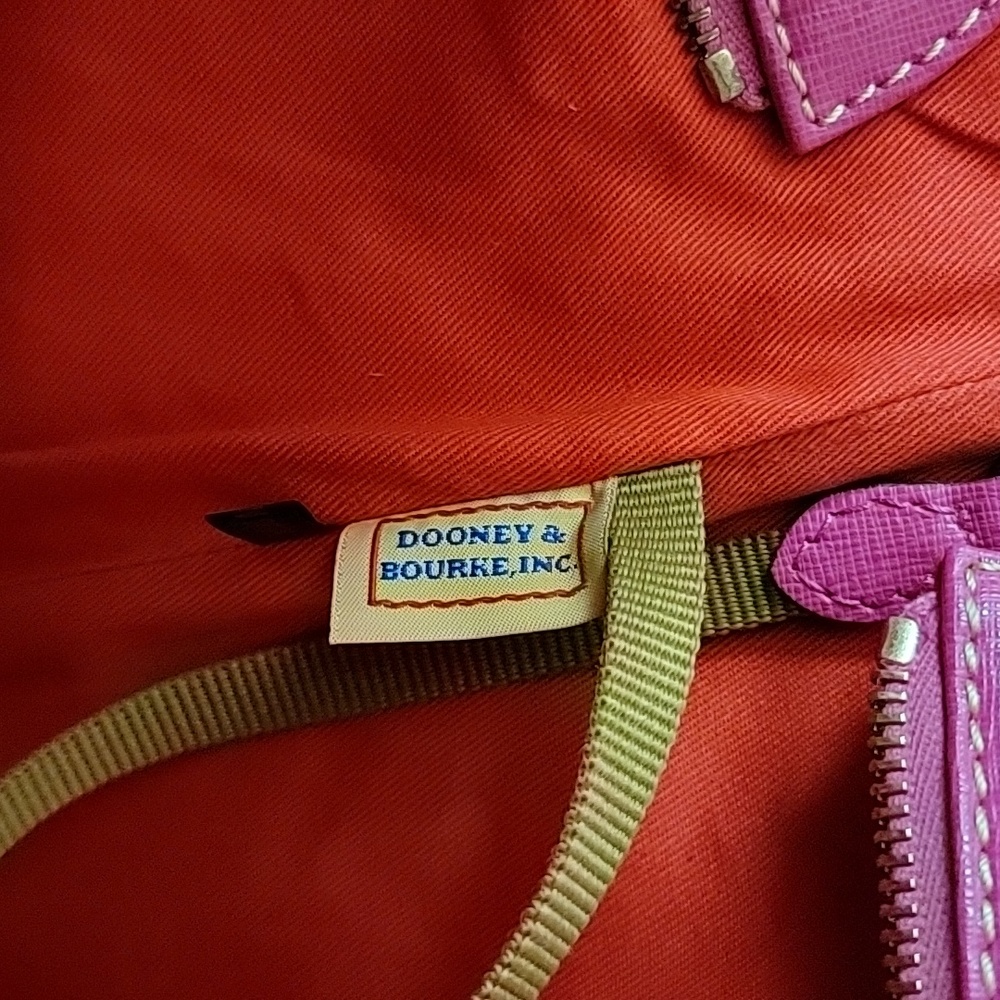 🌞H.P.🌞Dooney Bourke Pink w Gold Chain Handles - Picture 9 of 9